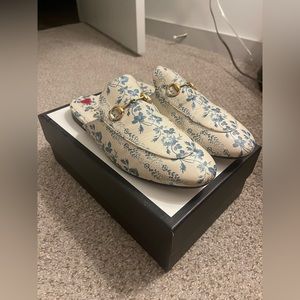 Gucci mules 41 1/2 fits size 10